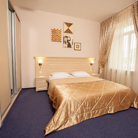 קייב Mackintosh Hotel מראה חיצוני תמונה