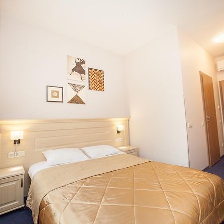 קייב Mackintosh Hotel מראה חיצוני תמונה