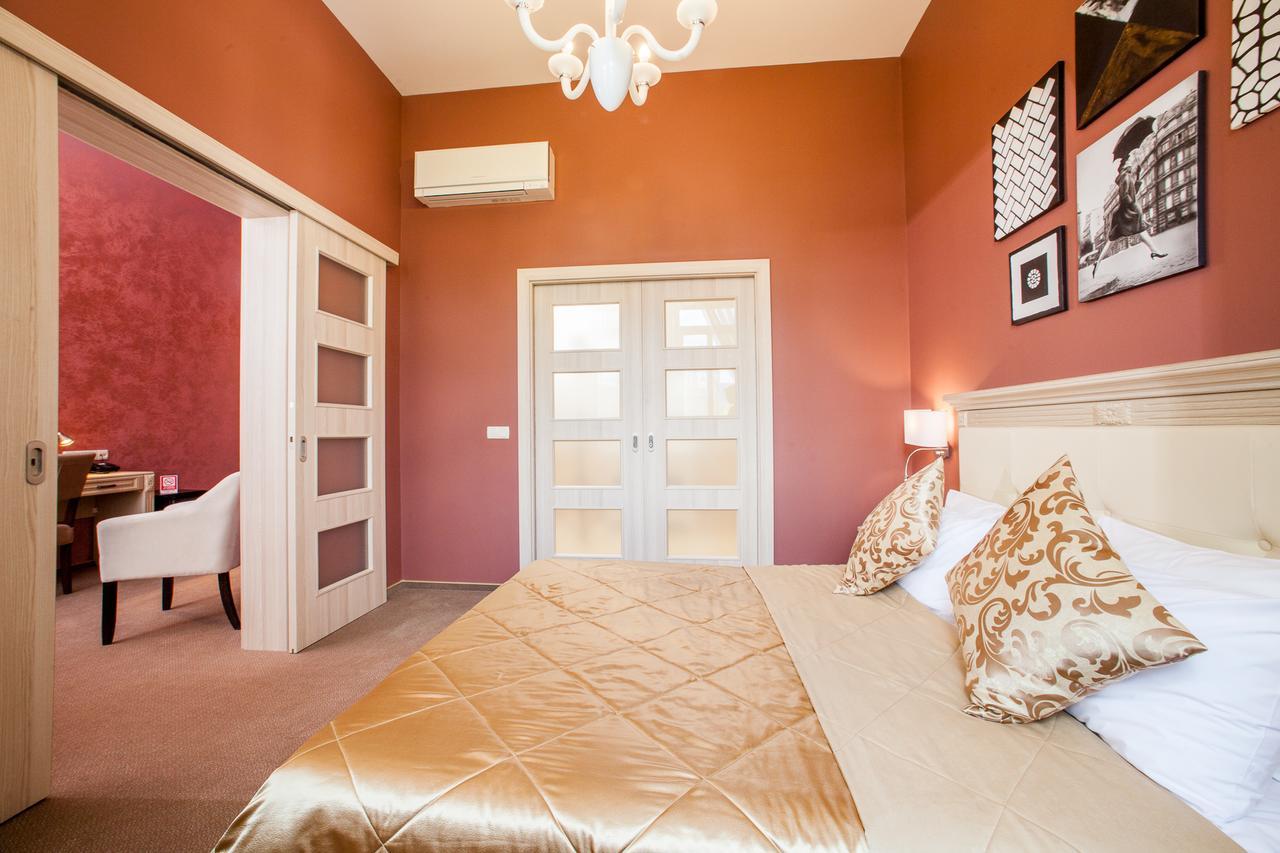 קייב Mackintosh Hotel מראה חיצוני תמונה