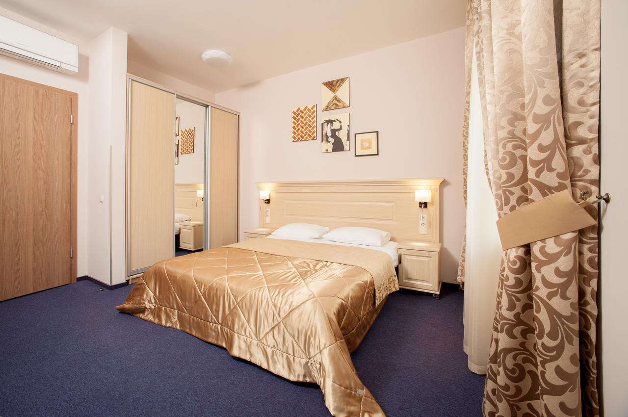 קייב Mackintosh Hotel מראה חיצוני תמונה