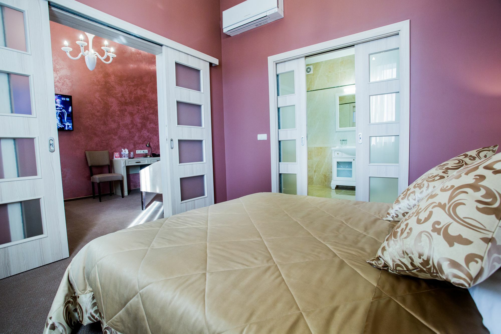 קייב Mackintosh Hotel מראה חיצוני תמונה